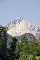 Fototapeta premium Die Alpspitze bei Garmisch-Partenkirchen