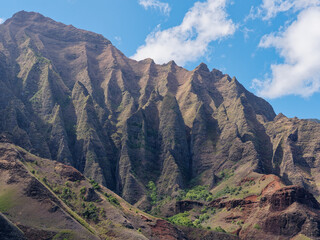 Stunning mountain peaks at Napali Coast State Wilderness Park, Island of Kauai, Hawaii
