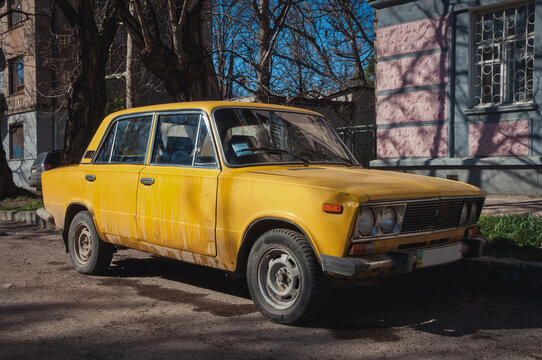 รูปภาพ"Vaz" – เลือกดูภาพถ่ายสต็อก เวกเตอร์ และวิดีโอ1,971 | Adobe Stock