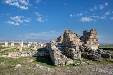 Fototapeta na wymiar Roman ruins in the ancient city of Laodicea in Turkey - Denizli, Asia Minor..​
