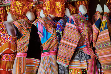 traditional clothes vietnam, sapa - 747125814