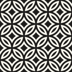 Vector seamless pattern. Repeating geometric elements. Stylish monochrome background design.