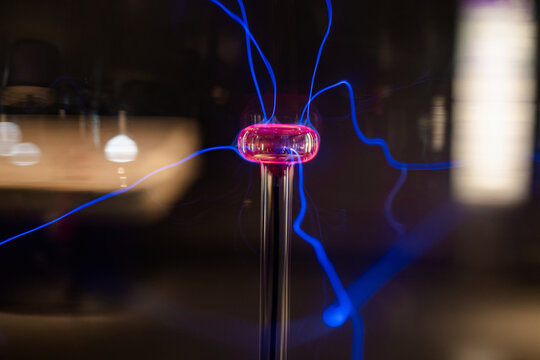 Electric Plasma Ball Display in Darkness