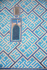 close up of a window with islamic geometric design, islamic arabesque, seamless pattern.