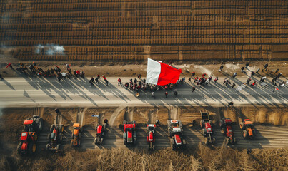 Protest rolników, traktory rolnicy ludzie transparenty flagi - obrazy, fototapety, plakaty