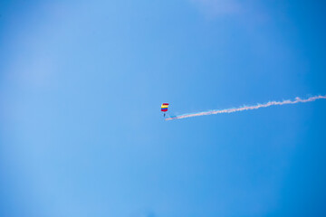 parachute Fly in Sri Lanka.