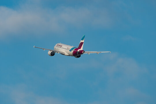 D-ABGN Eurowings Airbus A319-112 jet in Zurich in Switzerland 16.1.2024