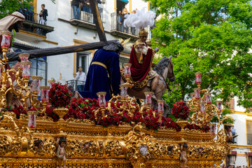 Paso de misterio de la hermandad de la esperanza de Triana, semana santa de Sevilla
