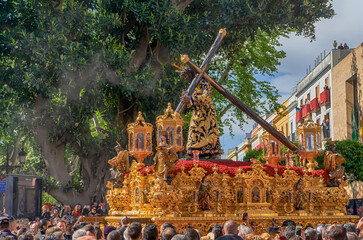 paso de nuestro padre Jesús de la salud de la hermandad de los gitanos de Sevilla en la semana...