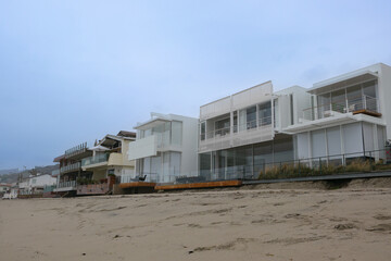Maison à Malibu, vue de la plage, horizontal