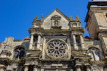 Obraz premium View of Saint-Remy Church. Construction of Saint-Remy Church (L'Eglise Saint-Remy de Dieppe) began in 1522. Dieppe, Seine maritime, Normandy, France.