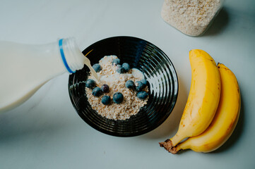Banana bliss on a plate: A nutritious mix of milk, oats, and fresh fruit