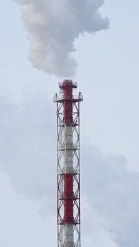 Refinery chimney at low temperature.