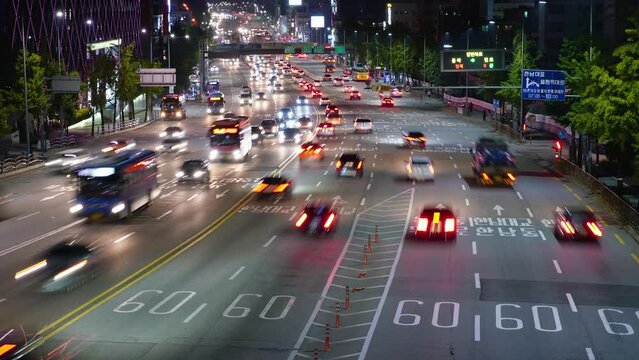 Evening road traffic in Hannam-dong, Seoul, South Korea