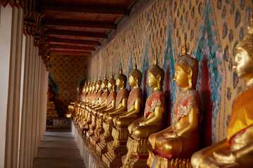 buddha statue in temple	