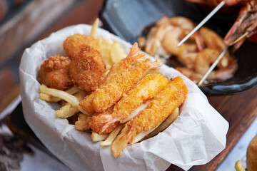 grilled chicken wings with fries