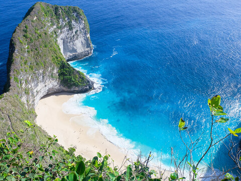 Nusa Penida island, Bali, Indonesia: Kelingking cliff, Broken beach, Atuh beach, Diamond beach, Banah cliff, Crystal Bay beach and Angel's Billabong, the devil pool