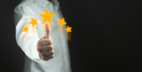 Men expressed their great satisfaction by giving thumbs up and rating it five stars.
