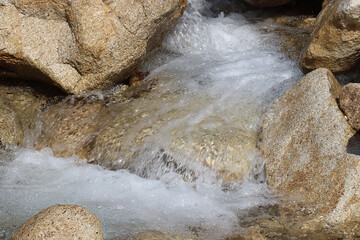 川の流れ・上流