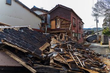 能登半島地震 倒壊した家屋