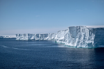 Shelf ice edge in Antarctica