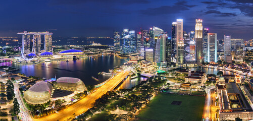 Panorama of Singapore skyline at night - 747917858