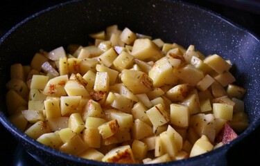  Pommes de terre  poêle.