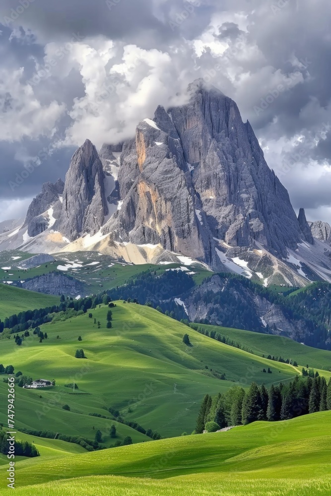 Poster scenic view of green field with majestic mountain backdrop. perfect for nature and travel concepts