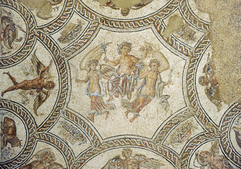 Mosaicos romanos del Museo de Écija, provincia de Sevilla, Andalucía, España. Mosaico de las Cuatro Estaciones. 