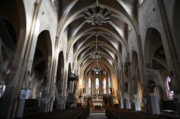Fototapeta premium Intérieur d'une église dans le Crotoy en Baie de Somme