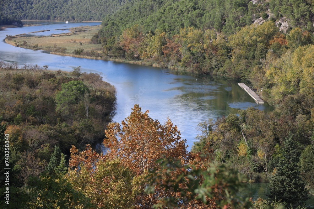 Sticker Picturesque view of beautiful river in mountains