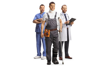 Worker with a neck injury leaning on a crutch with doctors behind