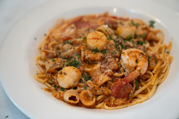 spaghetti with seafood