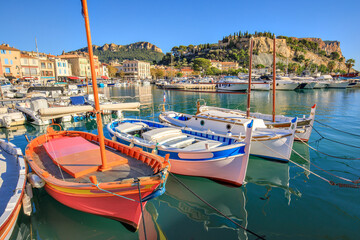 Bateaux dans le port de Cassis, Provence-Alpes-Côte d'Azur

