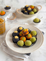 various pineapple tart in plate