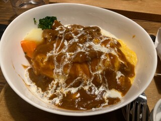 デミグラス　オムライス