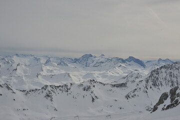 Glacier en montagne