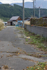 日本　青森県西津軽郡深浦町の仙北岩トンネル近くの町並み