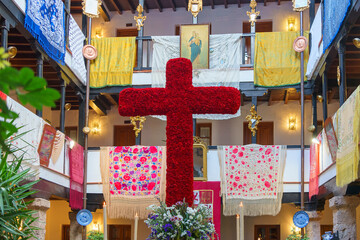 May Cross Celebration in Andalusian Courtyard - obrazy, fototapety, plakaty