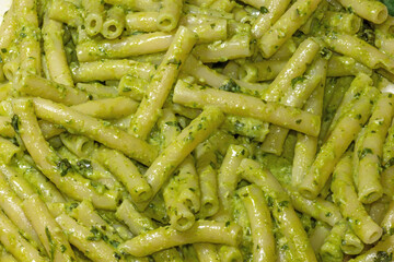 Maccronelli mit Petersilienpesto