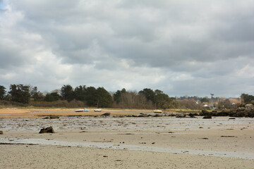 Joli paysage de mer sur la côte bretonne à Landrellec en hiver - Bretagne France