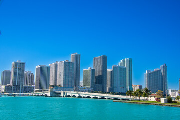 Fototapeta na wymiar Architecture of the city of Miami view from the south channel