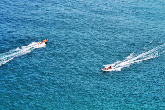 En las playas de Choron&iacute; viajando en lancha 