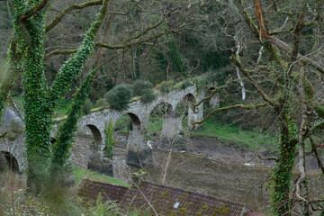 L'aqueduc du Guindy dans le Trégor - Bretagne France 