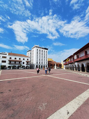 Plaza de la Aduana en Cartagena de Indias. Colombia, destino turístico en Suramérica.