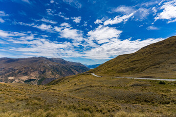 ニュージーランドのクラウン・レンジ・ロード（クイーンズタウン全景）