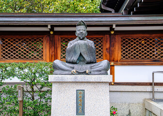 京都、晴明神社の安倍晴明像