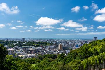 Fototapeta na wymiar 卯辰山から眺める金沢市街