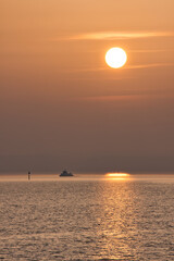 Sonnenuntergang am Bodensee bei Friedrichshafen