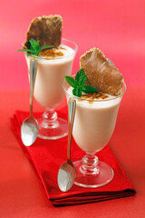 Pears smoothie with crusty chocolate.